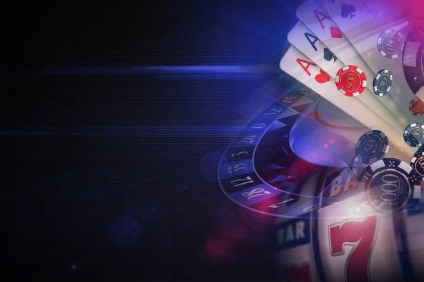 Lightning multiplier animation on roulette wheel during spin